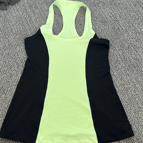Lululemon green and black tank top - Picture 2 of 3